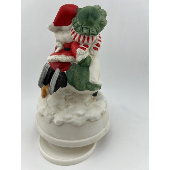 Vintage Vigor Mr & Mrs Santa Claus Musical Spin Box Perfect for Christmas Gift - Picture 3 of 10